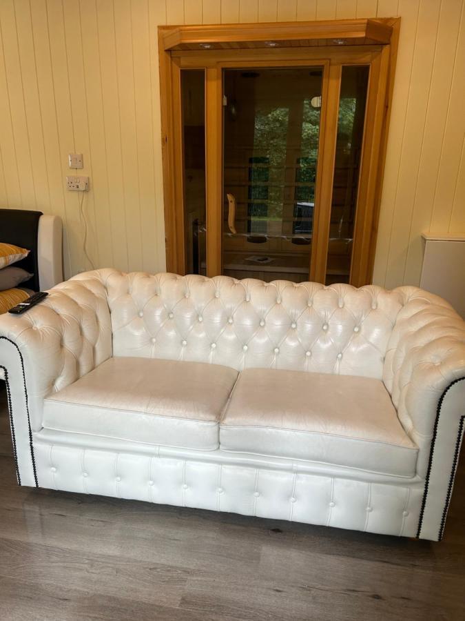 1Lochness Glam Lodges Inverness Bagian luar foto