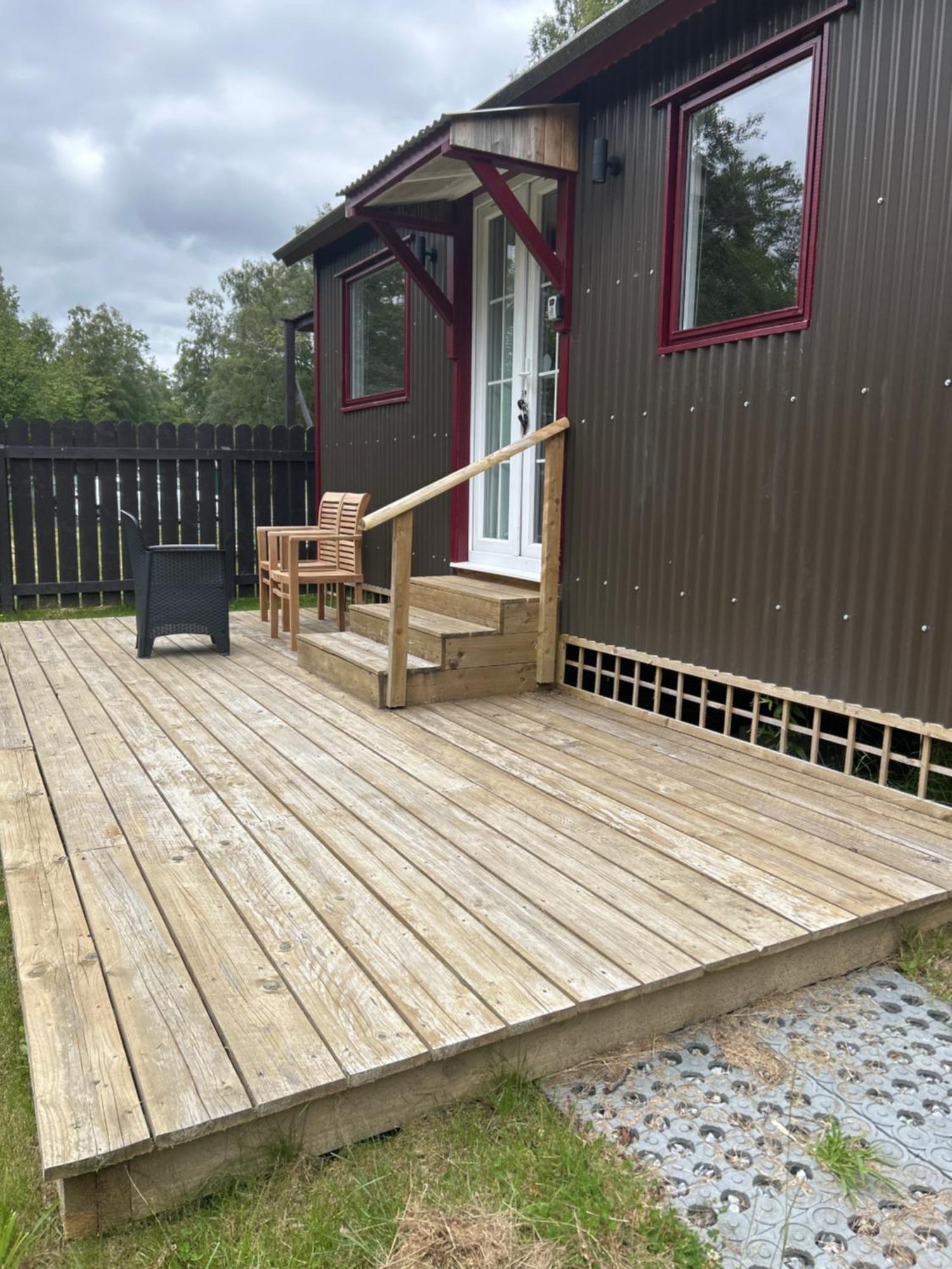 1Lochness Glam Lodges Inverness Bagian luar foto